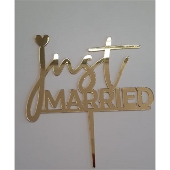 Pasta Üstüne Pleksi Just Married Gold Yazısı